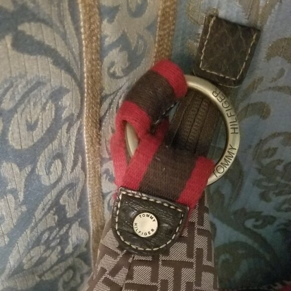 Authentic Monogram Tommy Hilfiger Purse. Red & Brown & Tan - Picture 3 of 4